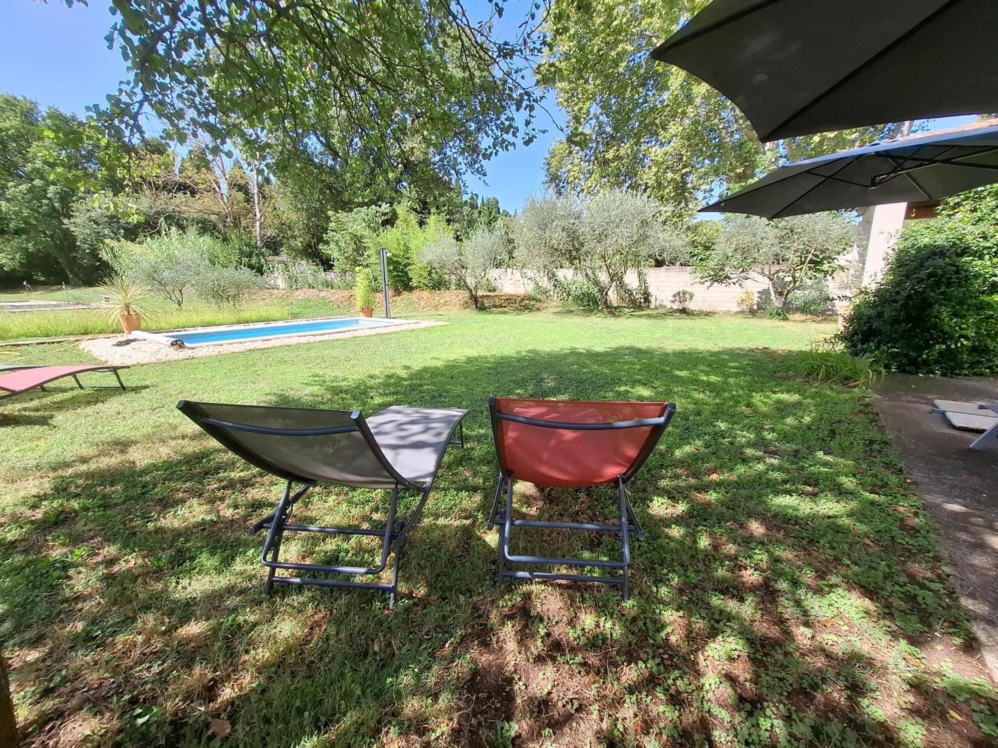Appartamento Ginette Et Marcel Saint-Rémy-de-Provence Esterno foto